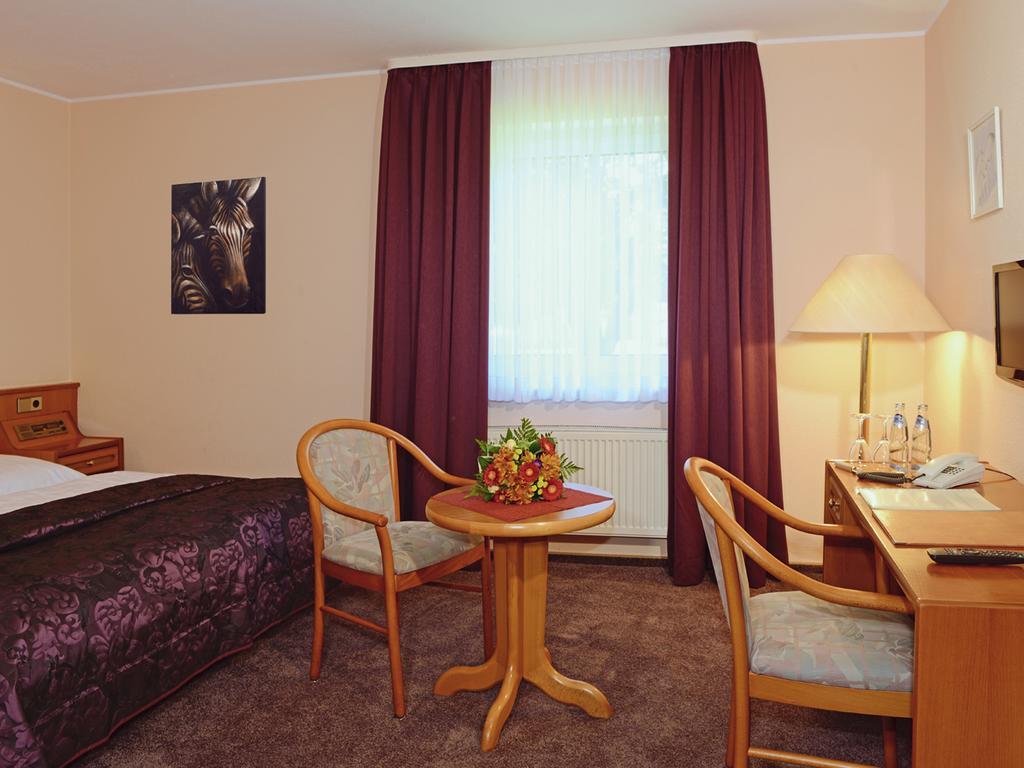 Hotel Kaerntner Stub'N Königslutter am Elm Habitación foto