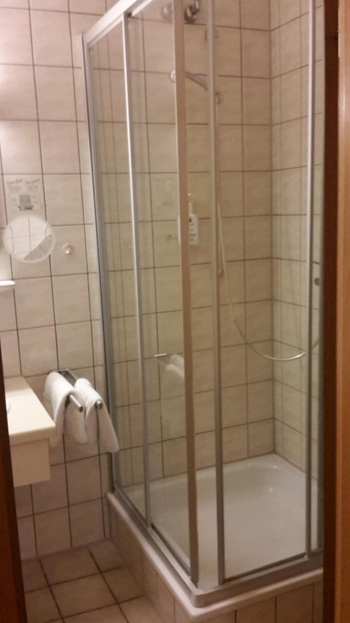Hotel Kaerntner Stub'N Königslutter am Elm Habitación foto